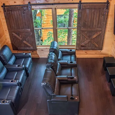 Black Bear Getaway Vila